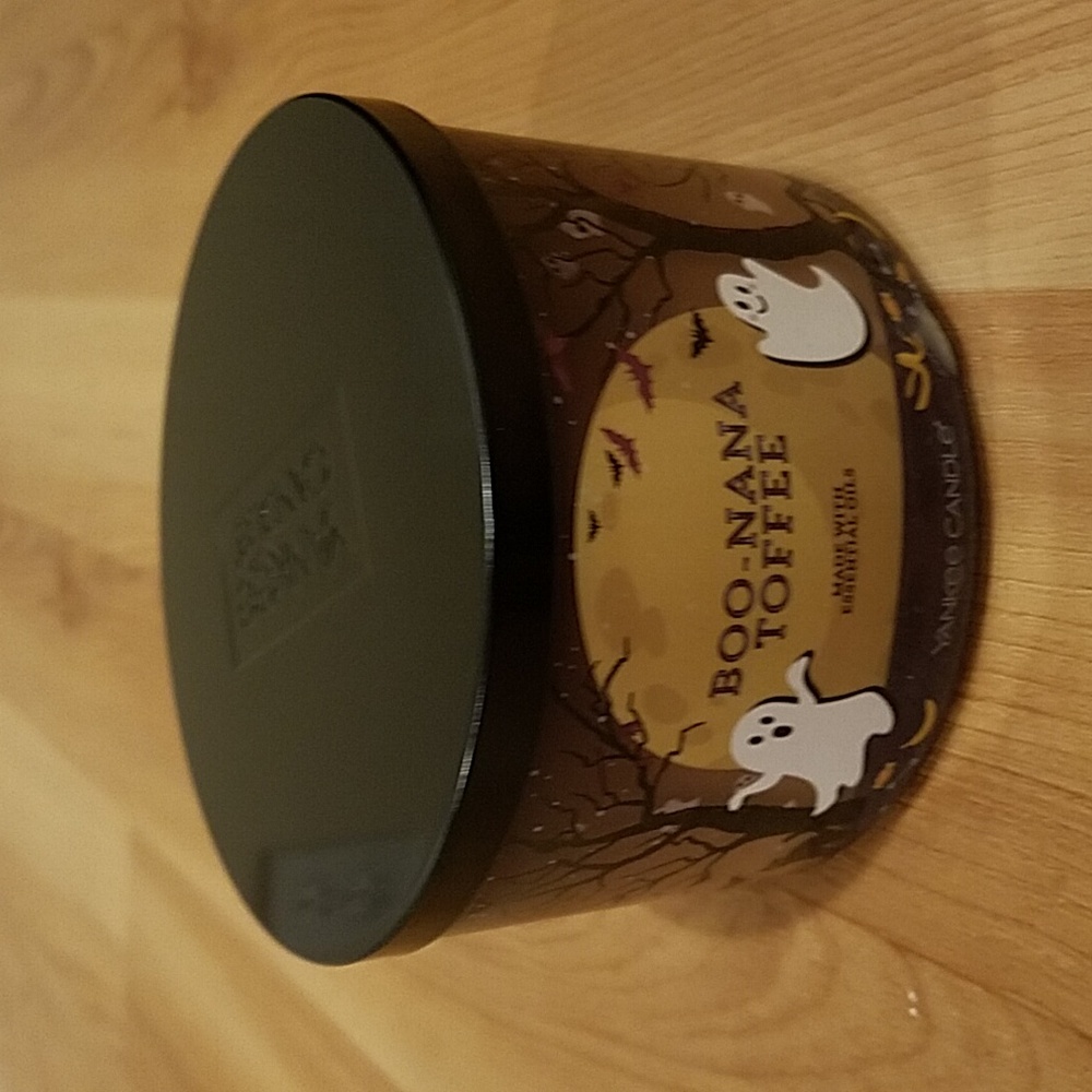 Boo-Nana Toffee 3 wick candle